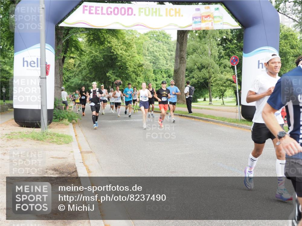 29.06.2025 - hella hamburg halbmarathon MichiJ http://msf.ph/oto/8237490 29.06.2025 10:27:19 Zwischen KM18-KM19 1164, 1615, 2525, 2849, 3014, 3530, 11055, 11379, 17005 meine-sportfotos.de