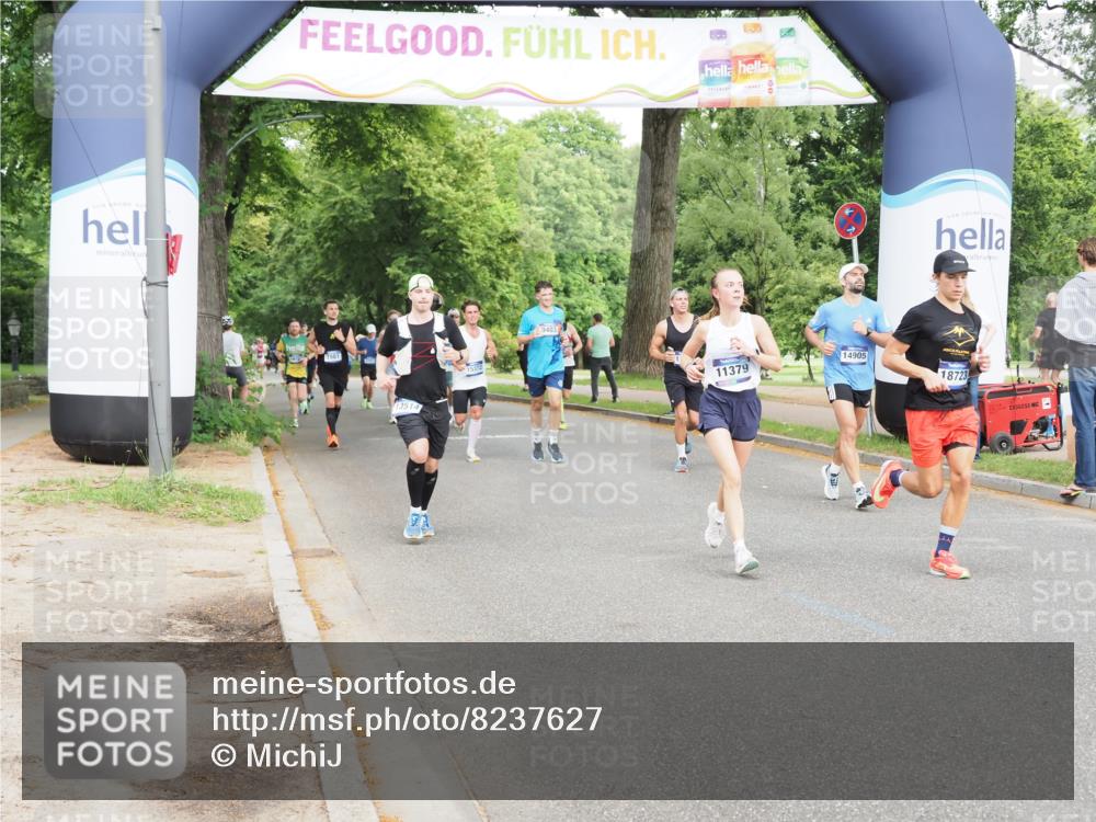 29.06.2025 - hella hamburg halbmarathon MichiJ http://msf.ph/oto/8237627 29.06.2025 10:27:21 Zwischen KM18-KM19 1164, 1615, 2525, 2849, 3014, 3530, 11055, 11379, 14905, 17005, 18723 meine-sportfotos.de
