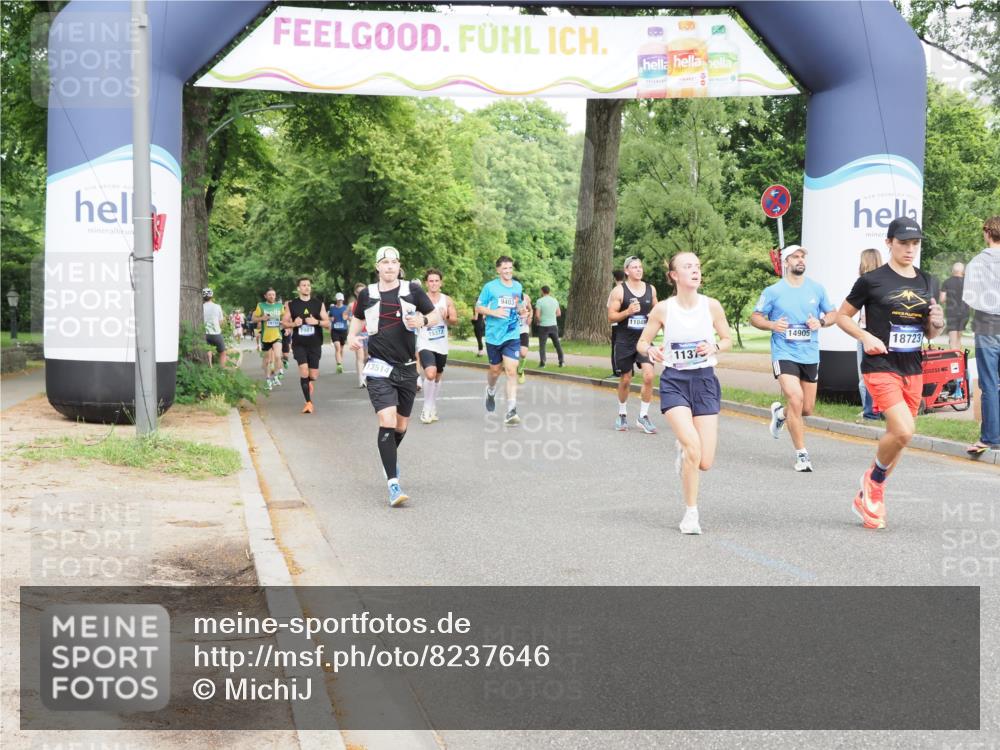 29.06.2025 - hella hamburg halbmarathon MichiJ http://msf.ph/oto/8237646 29.06.2025 10:27:22 Zwischen KM18-KM19 1164, 1615, 2525, 2849, 11049, 11055, 11379, 13514, 14905, 15372, 17005, 18723 meine-sportfotos.de