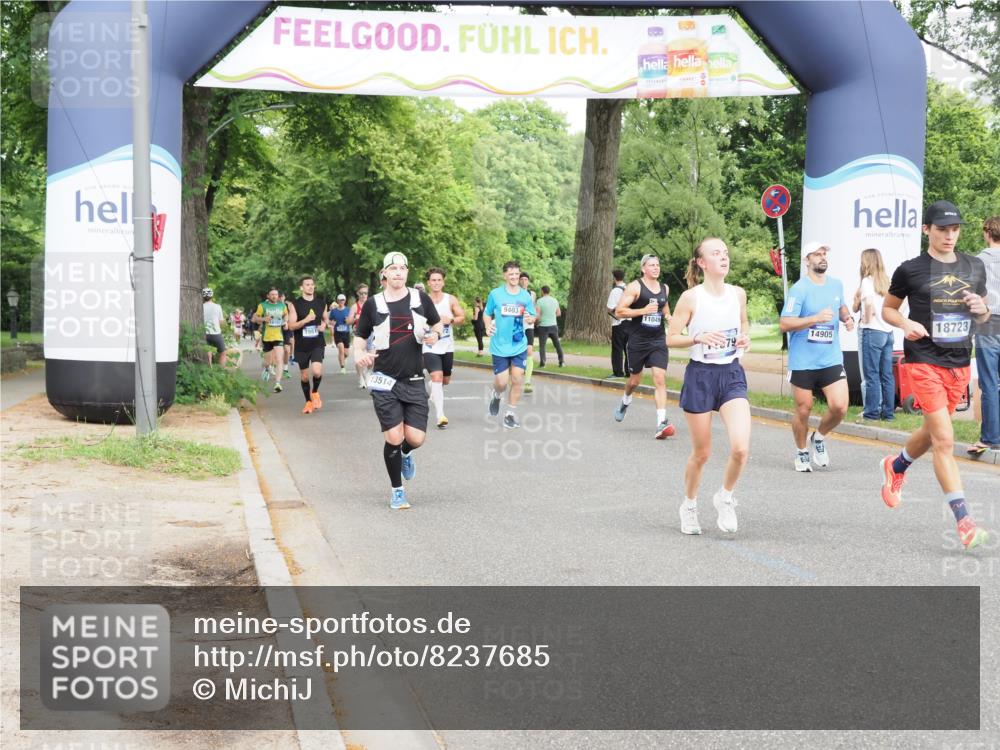 29.06.2025 - hella hamburg halbmarathon MichiJ http://msf.ph/oto/8237685 29.06.2025 10:27:22 Zwischen KM18-KM19 1164, 1615, 2525, 2849, 11049, 11055, 11379, 13514, 14905, 15372, 17005, 18723 meine-sportfotos.de