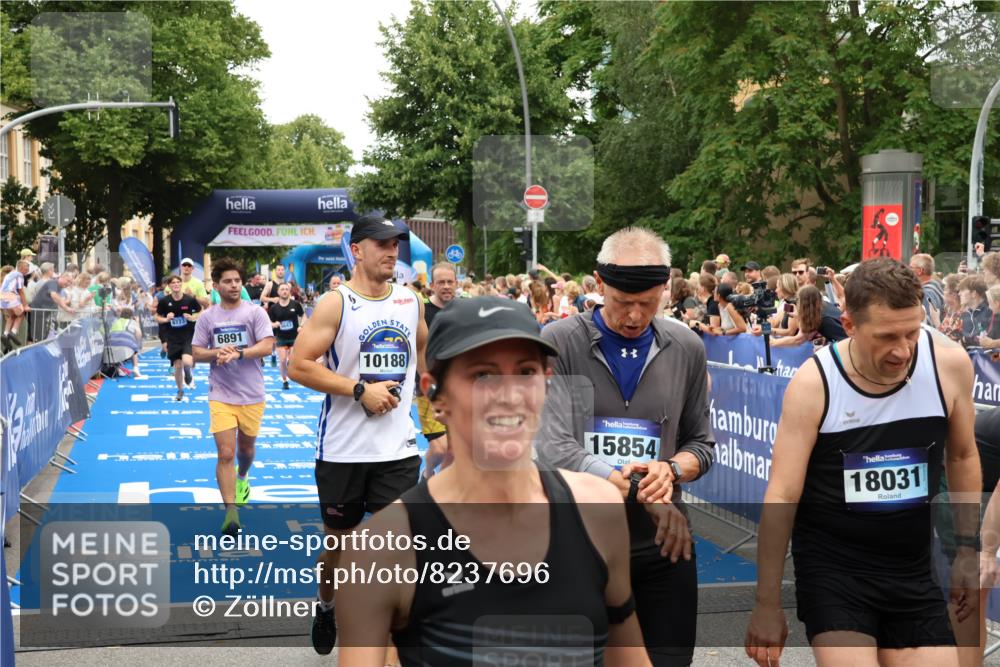 29.06.2025 - hella hamburg halbmarathon Zöllner http://msf.ph/oto/8237696 29.06.2025 10:55:22 Ziel 4189, 5287, 5643, 6723, 6891, 8487, 8973, 10188, 10263, 11184, 12526, 13236, 13470, 16521, 16985, 18290, 18380, 18531 meine-sportfotos.de