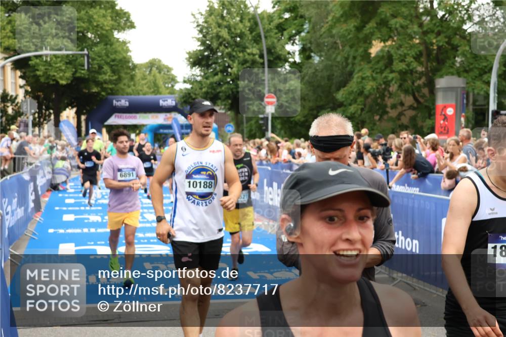 29.06.2025 - hella hamburg halbmarathon Zöllner http://msf.ph/oto/8237717 29.06.2025 10:55:22 Ziel 4189, 5287, 5643, 6723, 6891, 8487, 8973, 10188, 10263, 11184, 12526, 13236, 13470, 16521, 16985, 18290, 18380, 18531 meine-sportfotos.de