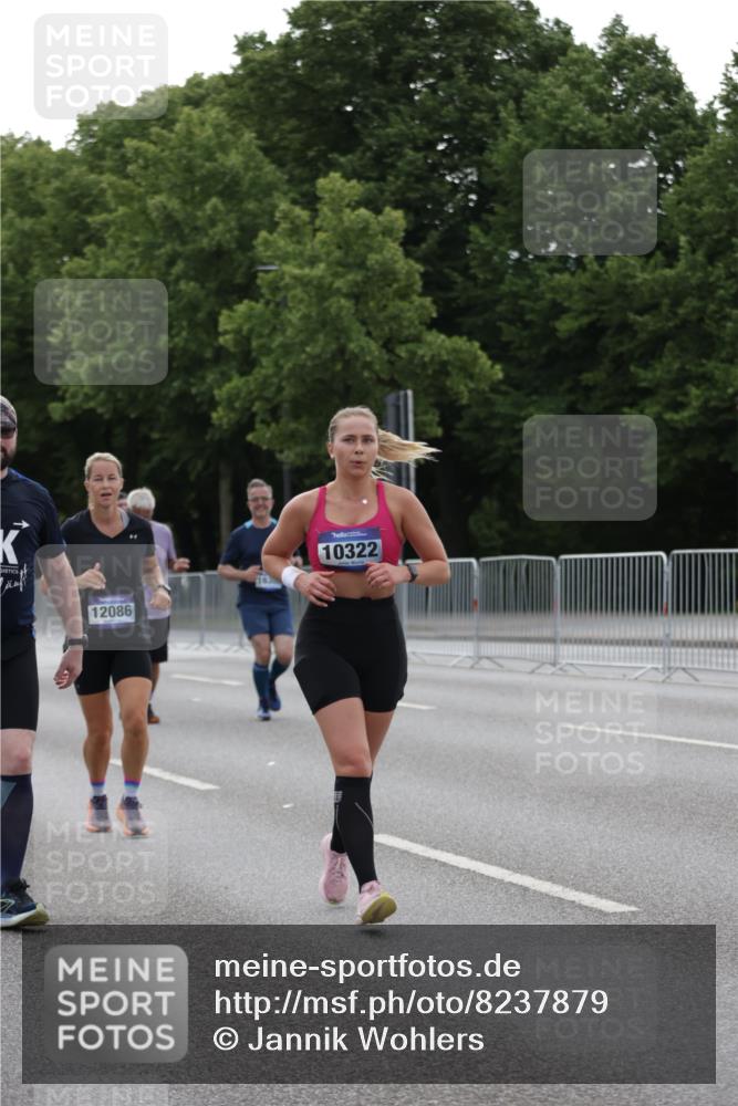 29.06.2025 - hella hamburg halbmarathon Jannik Wohlers http://msf.ph/oto/8237879 29.06.2025 10:29:08 Lombardsbrücke 1063, 1661, 3179, 3311, 3524, 4349, 4395, 6285, 6725, 7517, 7832, 8812, 9714, 10322, 10996, 11249, 11269, 11634, 11792, 11803, 12086, 12216, 13382, 14644, 16306, 16659, 16662, 16676, 17496, 17945, 18298, 18299 meine-sportfotos.de
