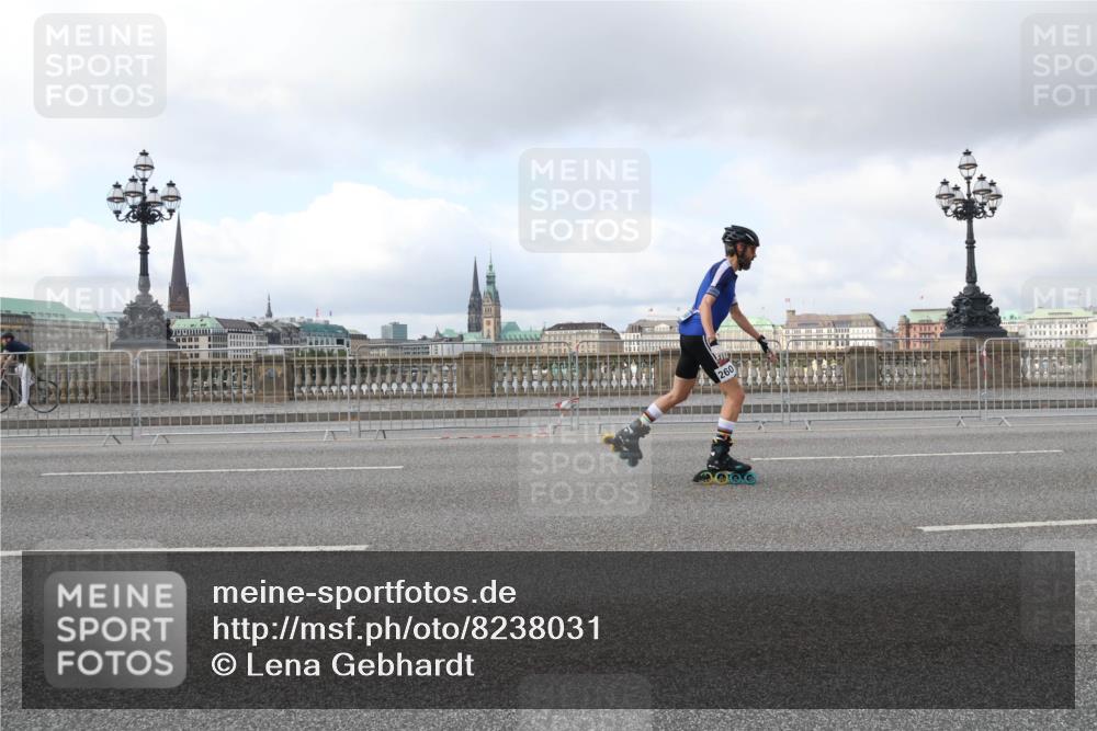 29.06.2025 - hella hamburg halbmarathon Lena Gebhardt http://msf.ph/oto/8238031 29.06.2025 09:02:02 Lombardsbrücke  meine-sportfotos.de