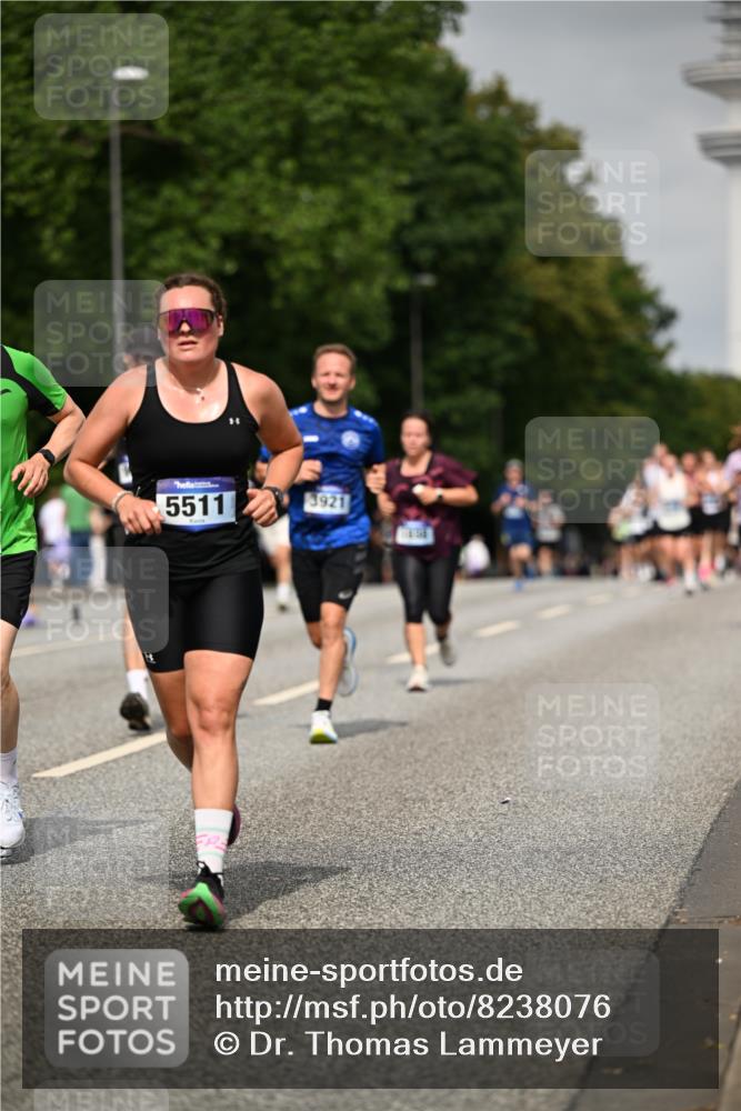 29.06.2025 - hella hamburg halbmarathon Dr. Thomas Lammeyer http://msf.ph/oto/8238076 29.06.2025 10:13:51 Kennedybrücke 1573, 1838, 3921, 5511, 7042, 7187, 7333, 7636, 8090, 8219, 8890, 9366, 9434, 9674, 9781, 10036, 10943, 11027, 11180 meine-sportfotos.de
