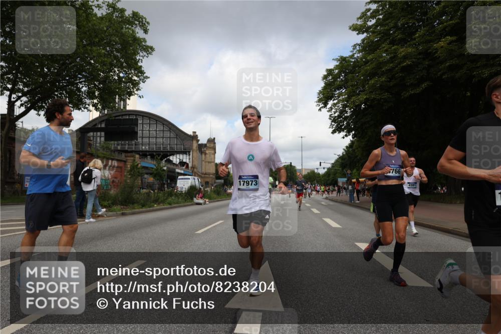 29.06.2025 - hella hamburg halbmarathon Yannick Fuchs http://msf.ph/oto/8238204 29.06.2025 10:34:37 20KM 1358, 1603, 1975, 2573, 2750, 2826, 3626, 4381, 4398, 4766, 4888, 5375, 5409, 5508, 6149, 6152, 6649, 7109, 7495, 7622, 8346, 8467, 8574, 8933, 9294, 11714, 12046, 12091, 13190, 14077, 14699, 15015, 15421, 15813, 15828, 16580, 16761, 17245, 17792, 17916, 17973, 18013, 18979 meine-sportfotos.de