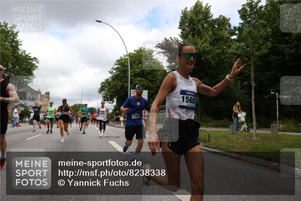 29.06.2025 - hella hamburg halbmarathon Yannick Fuchs http://msf.ph/oto/8238338 29.06.2025 10:47:13 20KM 1061, 1258, 1499, 1683, 1706, 1783, 2074, 2082, 2099, 2208, 2346, 2910, 3059, 3208, 3209, 3334, 3999, 4065, 4419, 4635, 4770, 5077, 5907, 6198, 6628, 7177, 7509, 7864, 8273, 8361, 8390, 8651, 9065, 9163, 9537, 10549, 10724, 10895, 11217, 11588, 11589, 11604, 11689, 11992, 12155, 12413, 12490, 12875, 12910, 13289, 14323, 15061, 15126, 15179, 15430, 15497, 15681, 15980, 16467, 16538, 16986, 18249, 18590, 18720, 18901, 19208, 19244 meine-sportfotos.de
