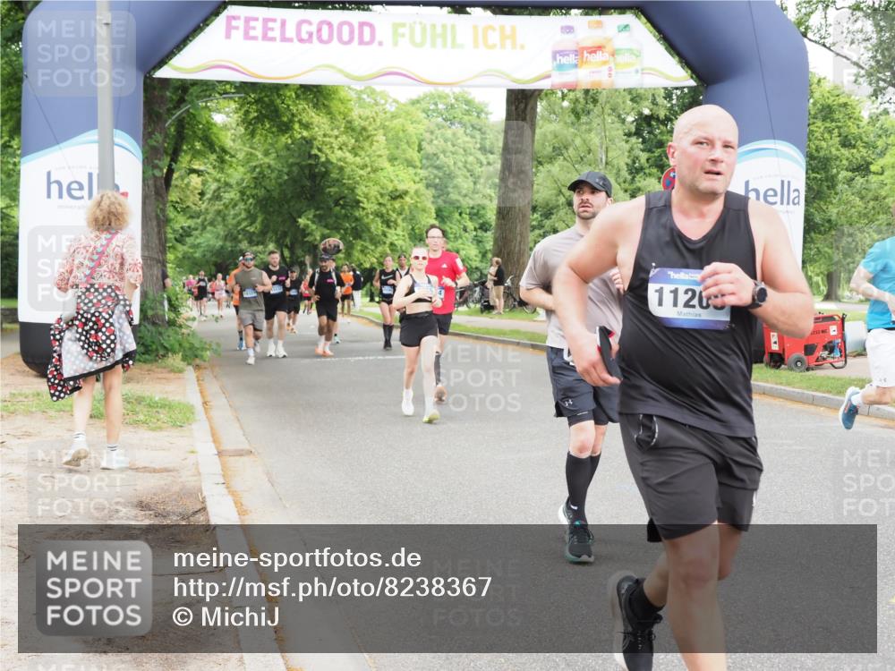 29.06.2025 - hella hamburg halbmarathon MichiJ http://msf.ph/oto/8238367 29.06.2025 10:50:13 Zwischen KM18-KM19 2424, 2685, 4328, 9306, 11180, 11208, 11527, 12315, 12316, 13958, 14493, 14917, 15908, 16367, 16478, 17071 meine-sportfotos.de