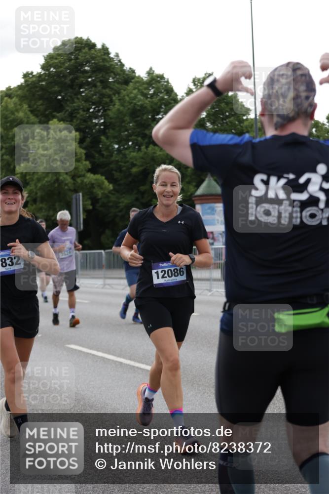 29.06.2025 - hella hamburg halbmarathon Jannik Wohlers http://msf.ph/oto/8238372 29.06.2025 10:29:11 Lombardsbrücke 1063, 1661, 3311, 3524, 4349, 4395, 5350, 6285, 6725, 7517, 7832, 9714, 9937, 10322, 10996, 11249, 11269, 11444, 11634, 12086, 12216, 12227, 13382, 14644, 16306, 16659, 16662, 17496, 17945, 18298, 18299 meine-sportfotos.de