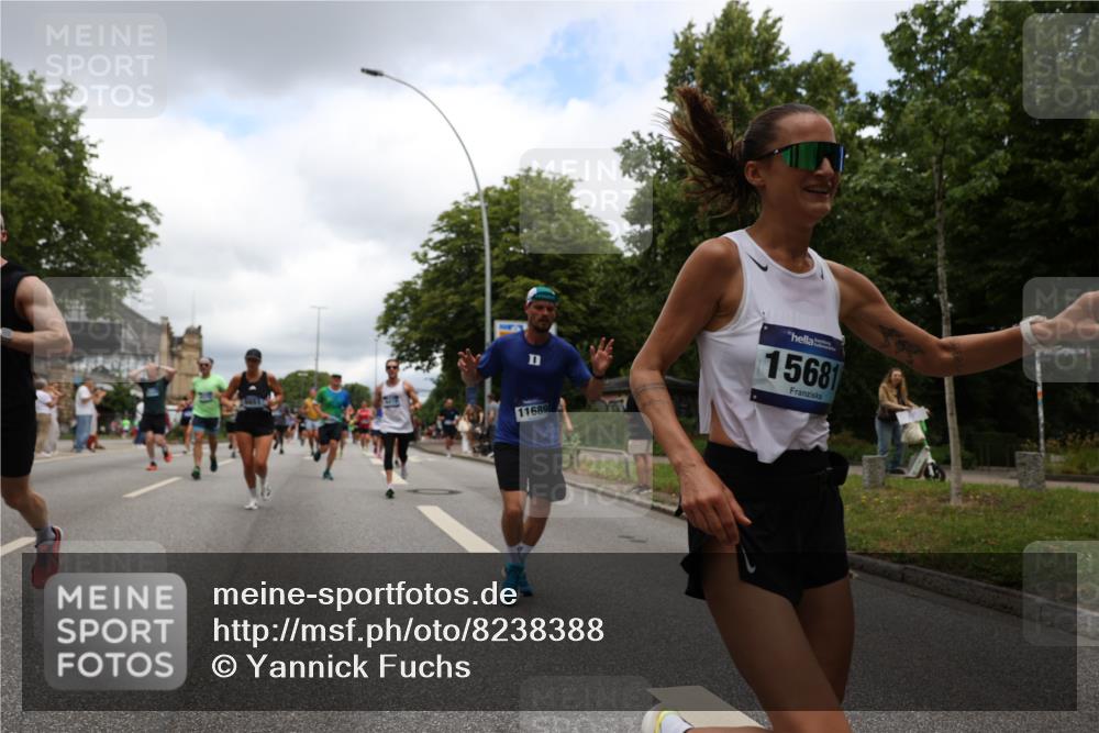 29.06.2025 - hella hamburg halbmarathon Yannick Fuchs http://msf.ph/oto/8238388 29.06.2025 10:47:13 20KM 1061, 1258, 1499, 1683, 1706, 1783, 2074, 2082, 2099, 2208, 2346, 2910, 3059, 3208, 3209, 3334, 3999, 4065, 4419, 4635, 4770, 5077, 5907, 6198, 6628, 7177, 7509, 7864, 8273, 8361, 8390, 8651, 9065, 9163, 9537, 10549, 10724, 10895, 11217, 11588, 11589, 11604, 11689, 11992, 12155, 12413, 12490, 12875, 12910, 13289, 14323, 15061, 15126, 15179, 15430, 15497, 15681, 15980, 16467, 16538, 16986, 18249, 18590, 18720, 18901, 19208, 19244 meine-sportfotos.de
