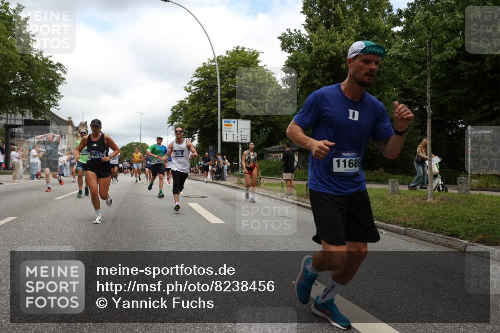 29.06.2025 - hella hamburg halbmarathon Yannick Fuchs http://msf.ph/oto/8238456 29.06.2025 10:47:14 20KM 1061, 1258, 1499, 1683, 1706, 1783, 2074, 2082, 2099, 2208, 2346, 2910, 3059, 3208, 3209, 3334, 3999, 4065, 4419, 4635, 4770, 5077, 5907, 6198, 6628, 7177, 7509, 7864, 8273, 8361, 8390, 8651, 9065, 9142, 9163, 9537, 10549, 10724, 10895, 11217, 11588, 11589, 11604, 11689, 11992, 12155, 12413, 12490, 12875, 12910, 13289, 14323, 15061, 15126, 15179, 15430, 15497, 15681, 15980, 16467, 16538, 16986, 18249, 18590, 18720, 18901, 19208, 19244 meine-sportfotos.de