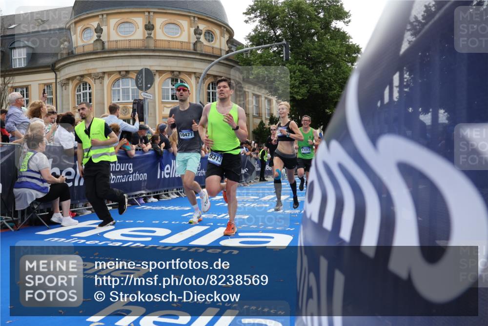 29.06.2025 - hella hamburg halbmarathon Strokosch-Dieckow http://msf.ph/oto/8238569 29.06.2025 10:36:05 Ziel 2399, 2774, 6032, 6990, 9313, 10477, 12168, 12447, 12488, 13419, 14601, 14875, 15115, 17078, 17217, 17329, 17691, 18156, 18259, 18600 meine-sportfotos.de
