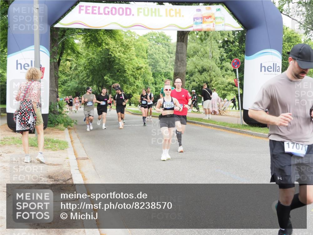 29.06.2025 - hella hamburg halbmarathon MichiJ http://msf.ph/oto/8238570 29.06.2025 10:50:14 Zwischen KM18-KM19 2424, 2685, 4328, 9306, 11180, 11208, 12315, 12316, 13958, 14493, 15908, 16367, 16478, 17071 meine-sportfotos.de