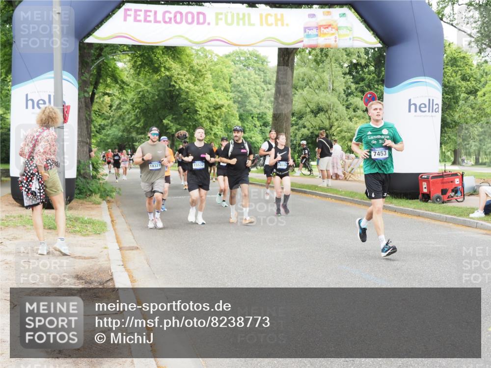 29.06.2025 - hella hamburg halbmarathon MichiJ http://msf.ph/oto/8238773 29.06.2025 10:50:16 Zwischen KM18-KM19 2424, 2685, 4328, 7290, 7453, 11208, 12315, 12316, 14493, 16367, 16478, 17071 meine-sportfotos.de