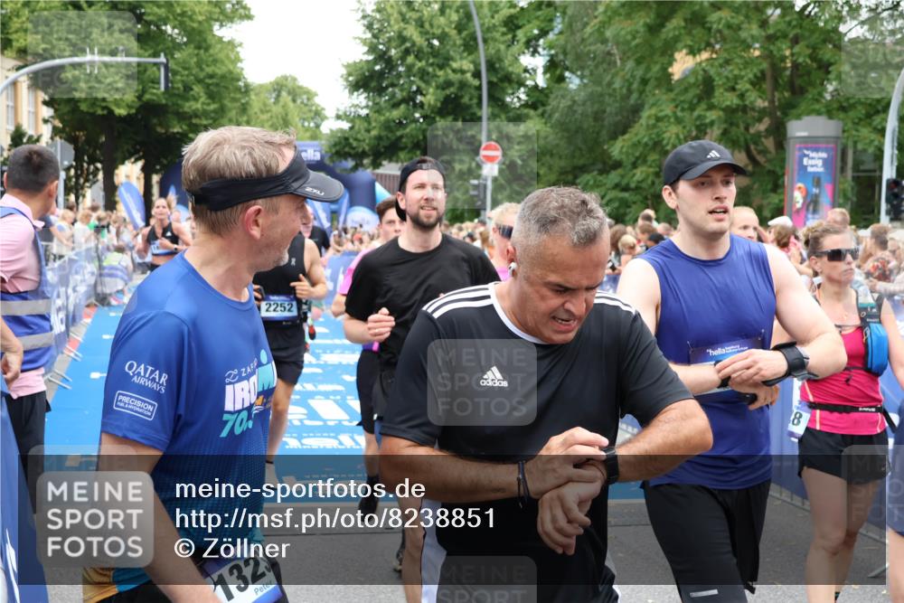 29.06.2025 - hella hamburg halbmarathon Zöllner http://msf.ph/oto/8238851 29.06.2025 10:55:34 Ziel 2252, 2771, 4951, 5319, 6591, 8573, 11554, 11568, 12196, 12544, 12584, 13234, 13267, 14036, 14592, 16110, 16213, 16334, 16609, 17615 meine-sportfotos.de