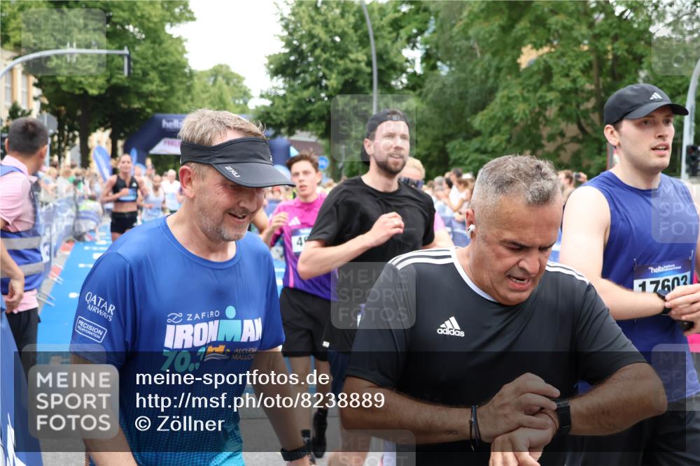 29.06.2025 - hella hamburg halbmarathon Zöllner http://msf.ph/oto/8238889 29.06.2025 10:55:35 Ziel 2252, 3037, 4951, 5319, 6591, 8573, 11554, 11568, 12196, 12544, 12584, 13267, 14036, 14592, 16110, 16213, 16334, 16609, 17615 meine-sportfotos.de