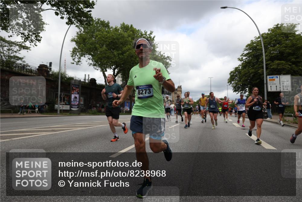 29.06.2025 - hella hamburg halbmarathon Yannick Fuchs http://msf.ph/oto/8238968 29.06.2025 10:47:16 20KM 1061, 1258, 1499, 1706, 1783, 2074, 2082, 2099, 2208, 2346, 2910, 3059, 3208, 3209, 3334, 3999, 4065, 4419, 4635, 4770, 5077, 5907, 6198, 6628, 6877, 7177, 7509, 7864, 8273, 8361, 8390, 8651, 9065, 9142, 9163, 9537, 10549, 10724, 10895, 11217, 11588, 11589, 11604, 11689, 11992, 12155, 12413, 12490, 12875, 12910, 13289, 13997, 14323, 15061, 15126, 15179, 15430, 15497, 15681, 16467, 16538, 16986, 18134, 18249, 18590, 18720, 18901, 19208, 19244 meine-sportfotos.de