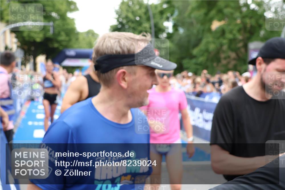 29.06.2025 - hella hamburg halbmarathon Zöllner http://msf.ph/oto/8239024 29.06.2025 10:55:36 Ziel 2982, 3037, 5319, 6591, 8573, 11554, 11568, 12196, 12544, 12584, 13267, 14036, 14592, 16110, 16334, 16609, 17615 meine-sportfotos.de