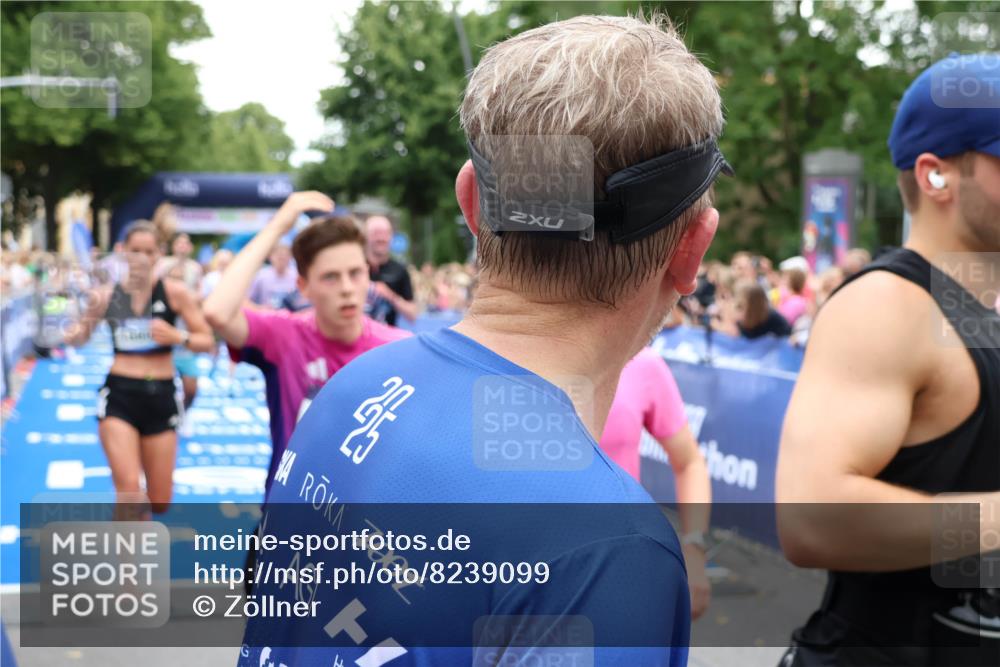 29.06.2025 - hella hamburg halbmarathon Zöllner http://msf.ph/oto/8239099 29.06.2025 10:55:37 Ziel 2982, 3037, 5319, 6591, 8573, 11554, 11568, 12196, 12515, 12544, 12584, 13267, 14036, 14592, 16110, 16334, 16609, 17615 meine-sportfotos.de