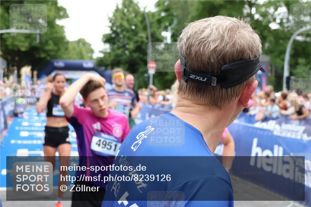 29.06.2025 - hella hamburg halbmarathon Zöllner http://msf.ph/oto/8239126 29.06.2025 10:55:37 Ziel 2982, 3037, 5319, 6591, 8573, 11554, 11568, 12196, 12515, 12544, 12584, 13267, 14036, 14592, 16110, 16334, 16609, 17615 meine-sportfotos.de