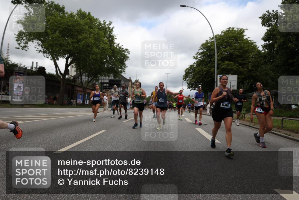 29.06.2025 - hella hamburg halbmarathon Yannick Fuchs http://msf.ph/oto/8239148 29.06.2025 10:47:16 20KM 1061, 1258, 1499, 1706, 1783, 2074, 2082, 2099, 2208, 2346, 2910, 3059, 3208, 3209, 3334, 3999, 4065, 4419, 4635, 4770, 5077, 5907, 6198, 6628, 6877, 7177, 7509, 7864, 8273, 8361, 8390, 8651, 9065, 9142, 9163, 9537, 10549, 10724, 10895, 11217, 11588, 11589, 11604, 11689, 11992, 12155, 12413, 12490, 12875, 12910, 13289, 13997, 14323, 15061, 15126, 15179, 15430, 15497, 15681, 16467, 16538, 16986, 18134, 18249, 18590, 18720, 18901, 19208, 19244 meine-sportfotos.de