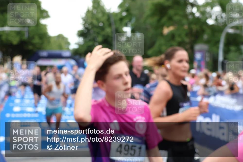 29.06.2025 - hella hamburg halbmarathon Zöllner http://msf.ph/oto/8239272 29.06.2025 10:55:38 Ziel 1120, 2955, 2982, 3037, 8573, 11039, 11554, 11568, 12196, 12515, 12544, 12584, 13267, 14036, 14592, 15896, 16110, 16334, 17615, 18064 meine-sportfotos.de