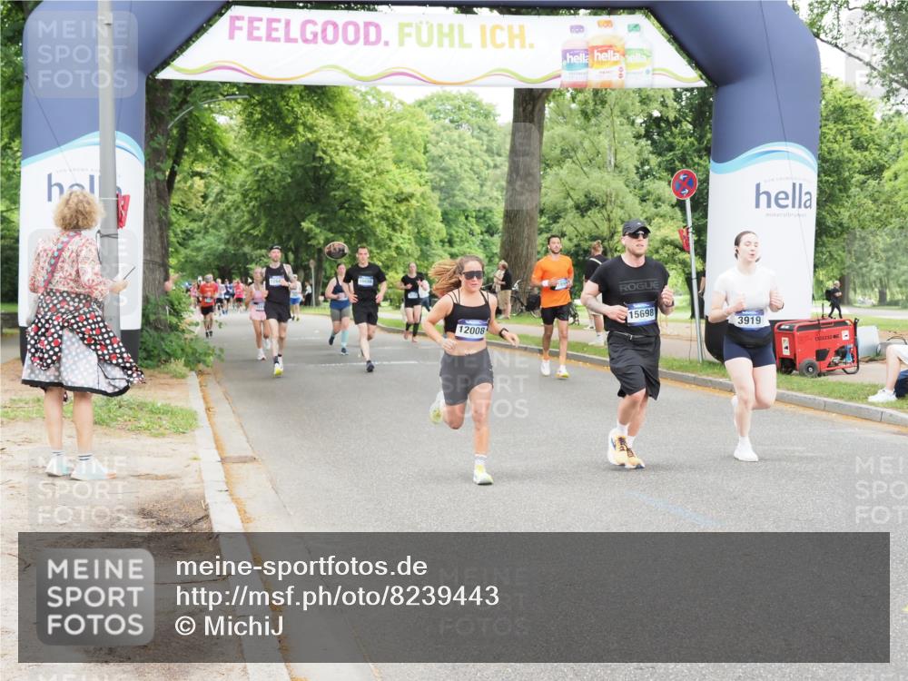 29.06.2025 - hella hamburg halbmarathon MichiJ http://msf.ph/oto/8239443 29.06.2025 10:50:22 Zwischen KM18-KM19 3919, 7290, 7453, 7717, 12008, 15532, 15698, 16594, 17441, 18321 meine-sportfotos.de