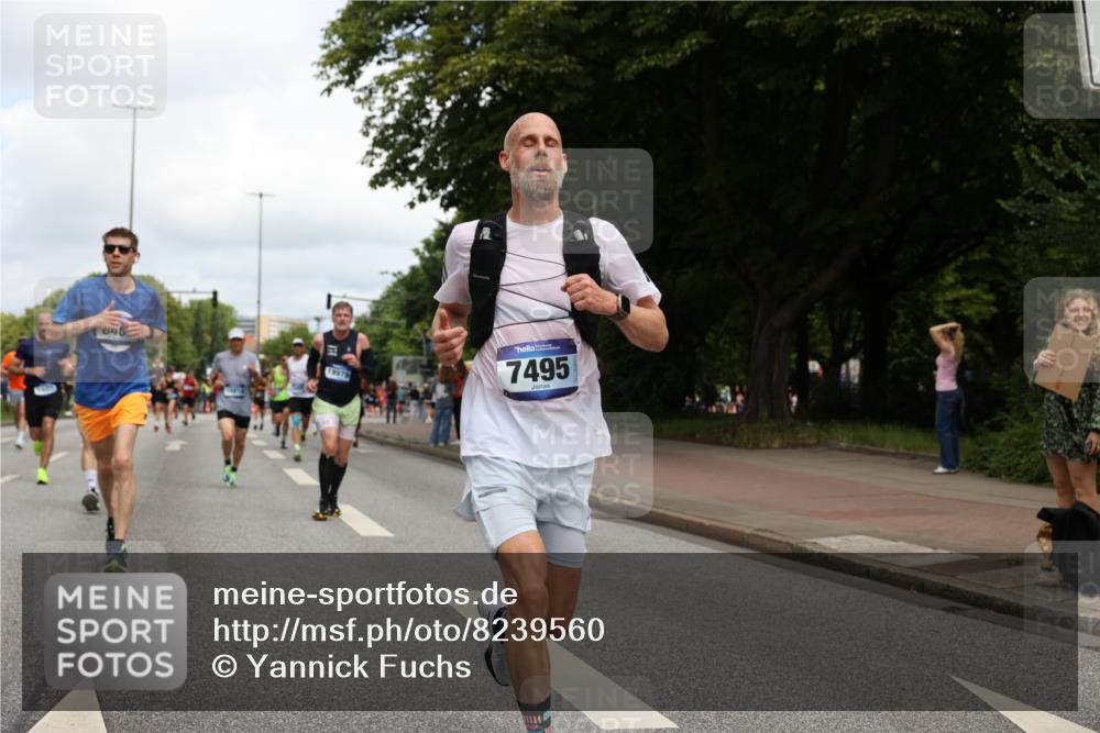 29.06.2025 - hella hamburg halbmarathon Yannick Fuchs http://msf.ph/oto/8239560 29.06.2025 10:34:46 20KM 1603, 1975, 2714, 2750, 2826, 4381, 4766, 4888, 5375, 5409, 5508, 5803, 6080, 6149, 6152, 6649, 7109, 7495, 7622, 8467, 8574, 8933, 9294, 10900, 10968, 11731, 12088, 12540, 12704, 12865, 14077, 14699, 14924, 15015, 15424, 15813, 15828, 16580, 16761, 17245, 17973, 18614, 18979 meine-sportfotos.de