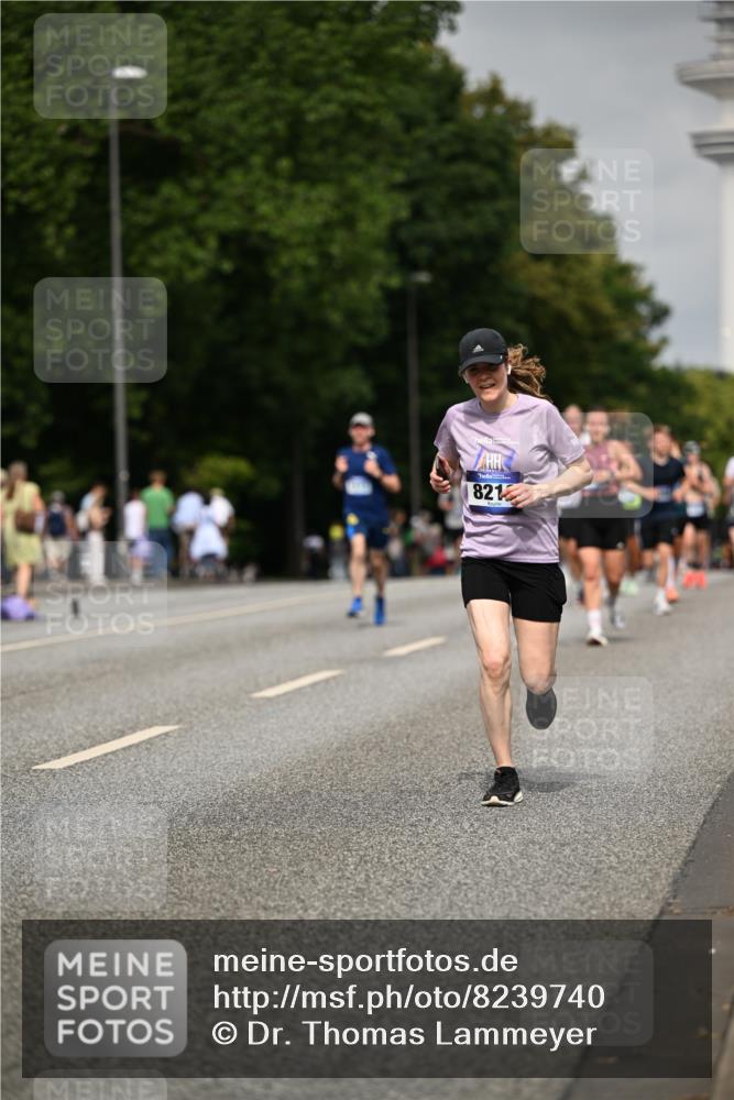 29.06.2025 - hella hamburg halbmarathon Dr. Thomas Lammeyer http://msf.ph/oto/8239740 29.06.2025 10:13:57 Kennedybrücke 1483, 1513, 1573, 1838, 3921, 5511, 7042, 7250, 7333, 7636, 7685, 8090, 8219, 8890, 9366, 9434, 9674, 9681, 9816, 10036, 10943, 11027, 11180 meine-sportfotos.de