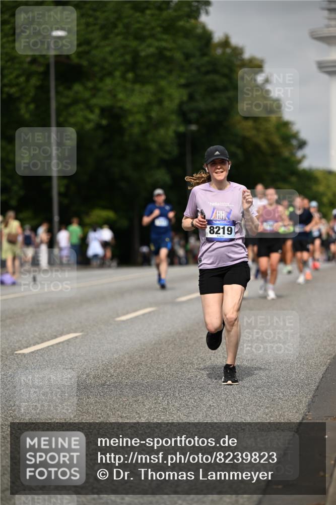 29.06.2025 - hella hamburg halbmarathon Dr. Thomas Lammeyer http://msf.ph/oto/8239823 29.06.2025 10:13:57 Kennedybrücke 1483, 1513, 1573, 1838, 3921, 5511, 7042, 7250, 7333, 7636, 7685, 8090, 8219, 8890, 9366, 9434, 9674, 9681, 9816, 10036, 10943, 11027, 11180 meine-sportfotos.de