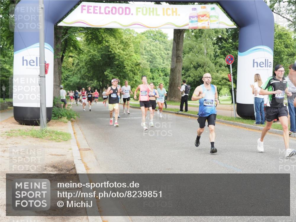 29.06.2025 - hella hamburg halbmarathon MichiJ http://msf.ph/oto/8239851 29.06.2025 10:27:32 Zwischen KM18-KM19 2719, 2980, 3136, 3431, 3783, 4359, 7110, 9403, 10218, 11281, 13800, 15561, 16280, 17623, 18761, 19004, 19151 meine-sportfotos.de