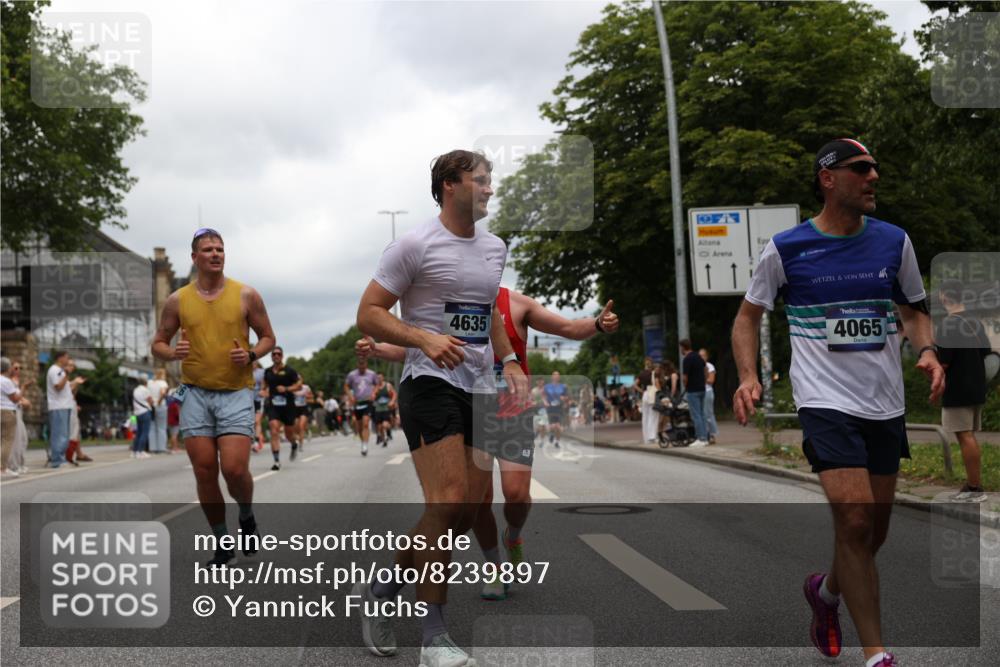 29.06.2025 - hella hamburg halbmarathon Yannick Fuchs http://msf.ph/oto/8239897 29.06.2025 10:47:18 20KM 1061, 1258, 1499, 1706, 1783, 2074, 2082, 2099, 2346, 2910, 3059, 3208, 3209, 3334, 4065, 4419, 4635, 4770, 5077, 6198, 6628, 6877, 7177, 7509, 7864, 8273, 8361, 8390, 8651, 9065, 9142, 9163, 9537, 10549, 10724, 10891, 10895, 11588, 11589, 11604, 11689, 11992, 12155, 12413, 12490, 12875, 12910, 13289, 13997, 14323, 15061, 15126, 15179, 15430, 15497, 15681, 16538, 16986, 18134, 18590, 18720, 18901, 19244 meine-sportfotos.de