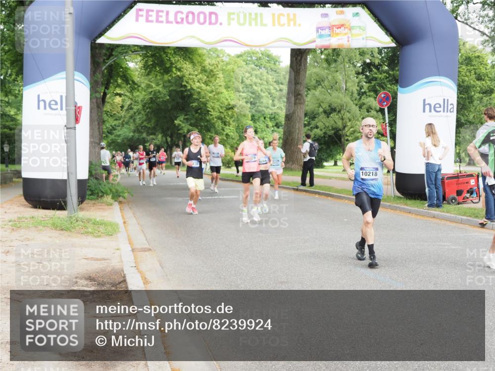 29.06.2025 - hella hamburg halbmarathon MichiJ http://msf.ph/oto/8239924 29.06.2025 10:27:32 Zwischen KM18-KM19 2719, 2980, 3136, 3431, 3783, 4359, 7110, 9403, 10218, 11281, 13800, 15561, 16280, 17623, 18761, 19004, 19151 meine-sportfotos.de