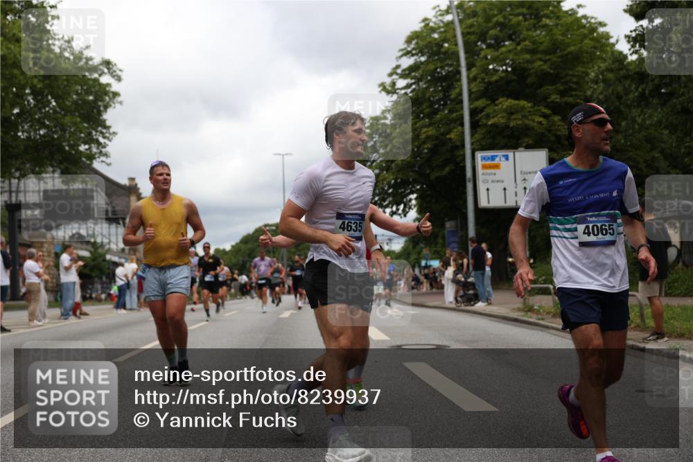 29.06.2025 - hella hamburg halbmarathon Yannick Fuchs http://msf.ph/oto/8239937 29.06.2025 10:47:18 20KM 1061, 1258, 1499, 1706, 1783, 2074, 2082, 2099, 2346, 2910, 3059, 3208, 3209, 3334, 4065, 4419, 4635, 4770, 5077, 6198, 6628, 6877, 7177, 7509, 7864, 8273, 8361, 8390, 8651, 9065, 9142, 9163, 9537, 10549, 10724, 10891, 10895, 11588, 11589, 11604, 11689, 11992, 12155, 12413, 12490, 12875, 12910, 13289, 13997, 14323, 15061, 15126, 15179, 15430, 15497, 15681, 16538, 16986, 18134, 18590, 18720, 18901, 19244 meine-sportfotos.de