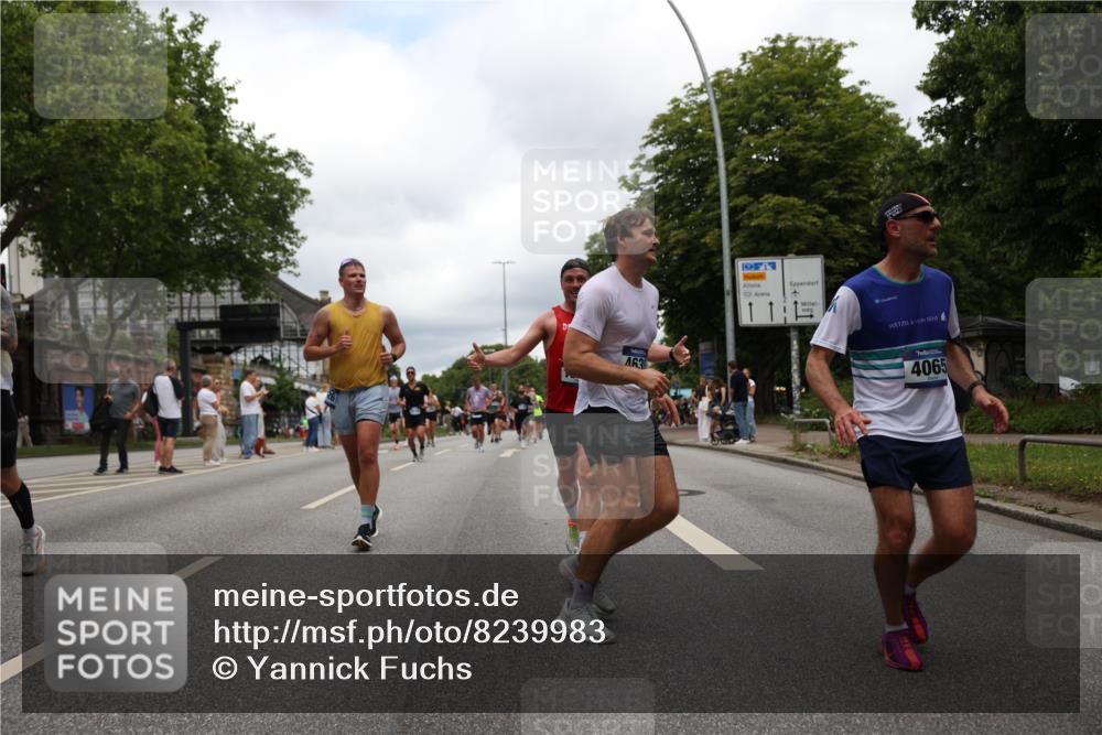29.06.2025 - hella hamburg halbmarathon Yannick Fuchs http://msf.ph/oto/8239983 29.06.2025 10:47:18 20KM 1061, 1258, 1499, 1706, 1783, 2074, 2082, 2099, 2346, 2910, 3059, 3208, 3209, 3334, 4065, 4419, 4635, 4770, 5077, 6198, 6628, 6877, 7177, 7509, 7864, 8273, 8361, 8390, 8651, 9065, 9142, 9163, 9537, 10549, 10724, 10891, 10895, 11588, 11589, 11604, 11689, 11992, 12155, 12413, 12490, 12875, 12910, 13289, 13997, 14323, 15061, 15126, 15179, 15430, 15497, 15681, 16538, 16986, 18134, 18590, 18720, 18901, 19244 meine-sportfotos.de
