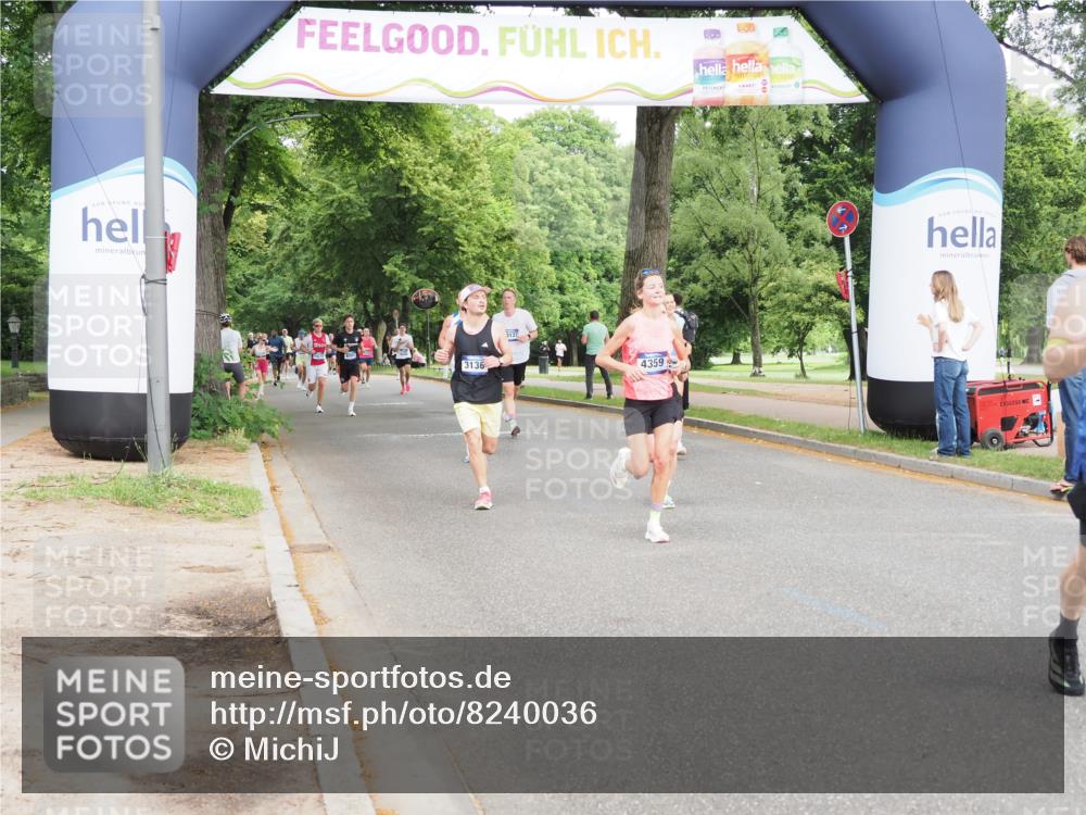 29.06.2025 - hella hamburg halbmarathon MichiJ http://msf.ph/oto/8240036 29.06.2025 10:27:33 Zwischen KM18-KM19 2719, 2980, 3136, 3783, 4359, 6682, 7110, 9264, 10218, 13800, 15561, 16280, 17623, 18761, 19004, 19151 meine-sportfotos.de