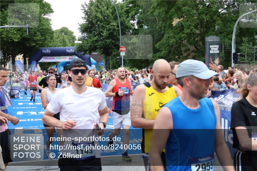 29.06.2025 - hella hamburg halbmarathon Zöllner http://msf.ph/oto/8240056 29.06.2025 10:55:49 Ziel 1143, 1179, 1834, 5021, 6569, 6924, 7221, 8255, 8618, 10212, 12483, 12858, 13474, 14365, 14909, 16401, 16434, 16786, 18125, 18190, 19047 meine-sportfotos.de