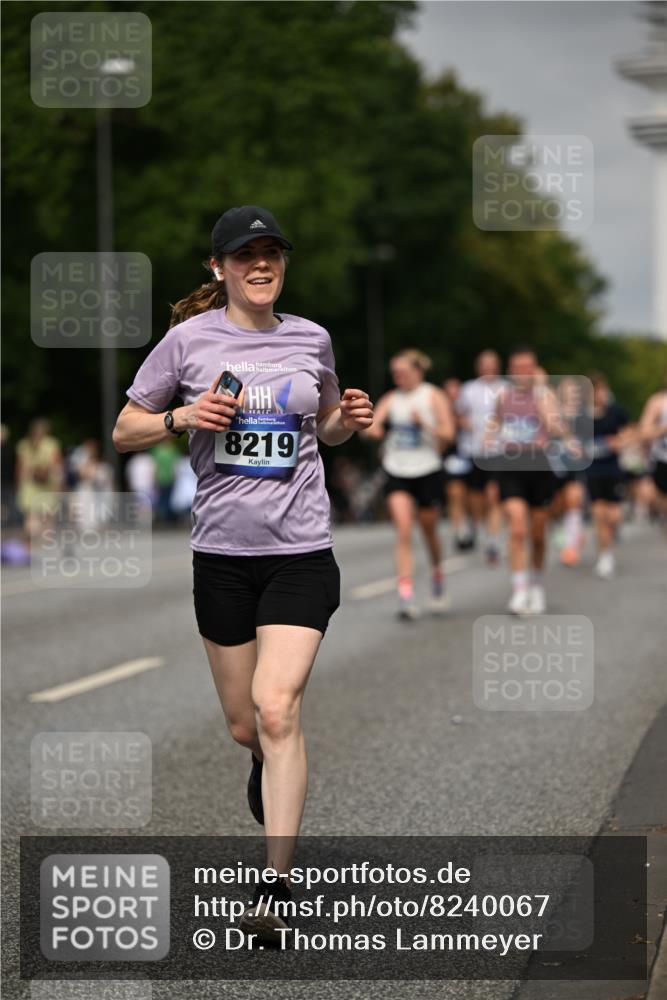 29.06.2025 - hella hamburg halbmarathon Dr. Thomas Lammeyer http://msf.ph/oto/8240067 29.06.2025 10:13:59 Kennedybrücke 1483, 1513, 1573, 1838, 3921, 4389, 5511, 7042, 7250, 7333, 7636, 7685, 8090, 8219, 8890, 9366, 9434, 9674, 9681, 9816, 10036, 10943, 11027, 11180 meine-sportfotos.de