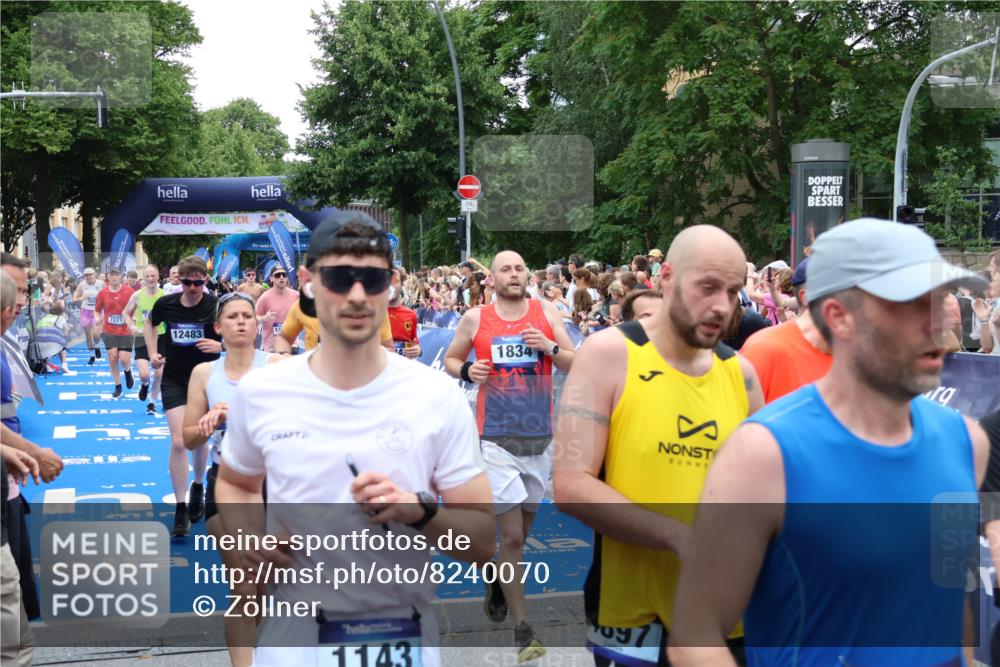 29.06.2025 - hella hamburg halbmarathon Zöllner http://msf.ph/oto/8240070 29.06.2025 10:55:50 Ziel 1179, 1834, 3256, 5021, 6569, 6924, 7221, 8255, 10212, 12483, 12858, 13474, 14365, 16401, 16434, 16786, 18125, 18190, 18867, 19047 meine-sportfotos.de