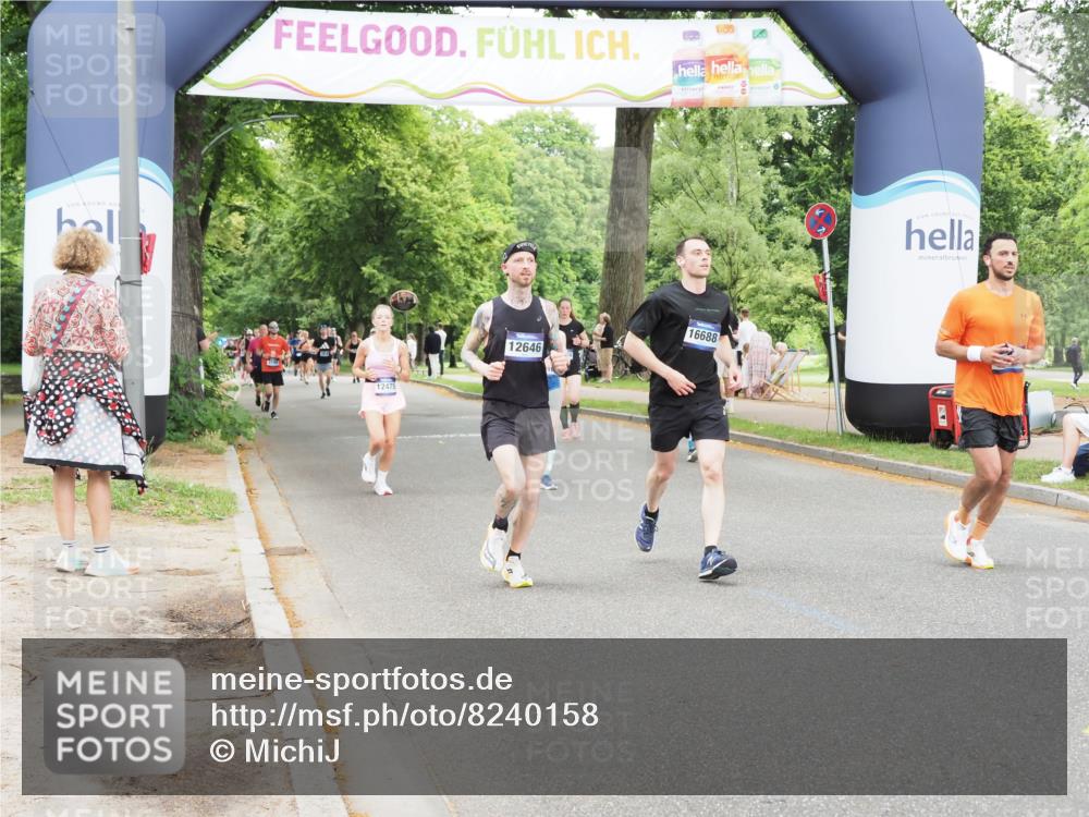 29.06.2025 - hella hamburg halbmarathon MichiJ http://msf.ph/oto/8240158 29.06.2025 10:50:26 Zwischen KM18-KM19 1316, 3919, 12008, 12475, 12646, 15532, 15698, 16688, 17437, 17895 meine-sportfotos.de