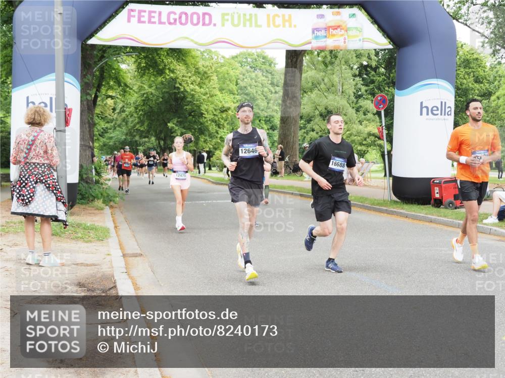 29.06.2025 - hella hamburg halbmarathon MichiJ http://msf.ph/oto/8240173 29.06.2025 10:50:26 Zwischen KM18-KM19 1316, 3919, 12008, 12475, 12646, 15532, 15698, 16688, 17437, 17895 meine-sportfotos.de