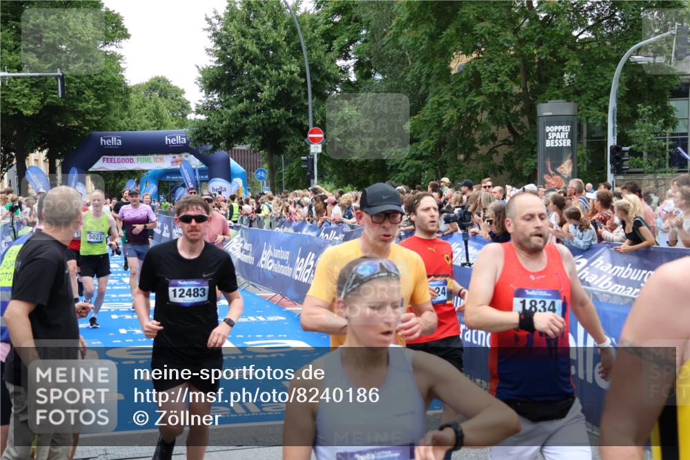 29.06.2025 - hella hamburg halbmarathon Zöllner http://msf.ph/oto/8240186 29.06.2025 10:55:51 Ziel 1179, 2612, 3256, 3668, 5021, 6569, 6924, 7221, 7976, 12483, 12858, 13474, 14365, 16401, 16434, 16786, 18125, 18190, 18867, 19047 meine-sportfotos.de