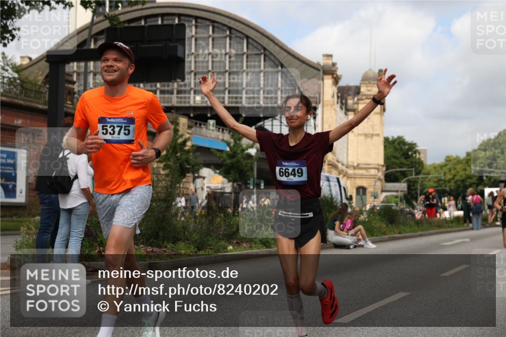 29.06.2025 - hella hamburg halbmarathon Yannick Fuchs http://msf.ph/oto/8240202 29.06.2025 10:34:51 20KM 1603, 1882, 2324, 2714, 2750, 2826, 4843, 4888, 5050, 5375, 5409, 5508, 5745, 5803, 5916, 6080, 6149, 6152, 6649, 7109, 7495, 7622, 8370, 8465, 8467, 8574, 9294, 10900, 10968, 11731, 12088, 12540, 12704, 12865, 13029, 13667, 14924, 15015, 15424, 15542, 15813, 16580, 16761, 17245, 18614, 18979 meine-sportfotos.de