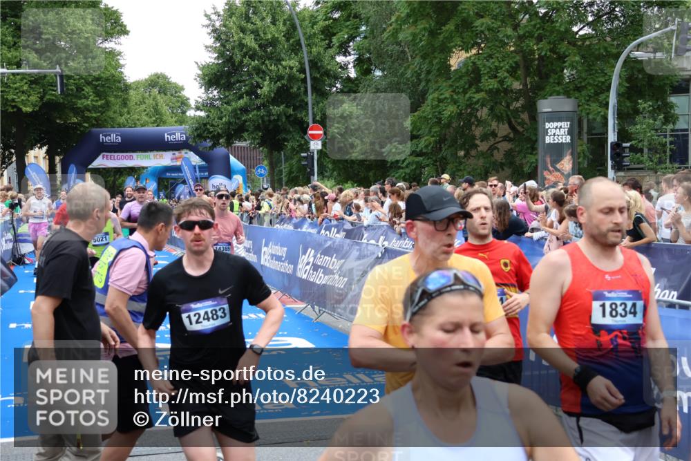 29.06.2025 - hella hamburg halbmarathon Zöllner http://msf.ph/oto/8240223 29.06.2025 10:55:51 Ziel 1179, 2612, 3256, 3668, 5021, 6569, 6924, 7221, 7976, 12483, 12858, 13474, 14365, 16401, 16434, 16786, 18125, 18190, 18867, 19047 meine-sportfotos.de