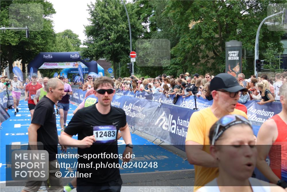 29.06.2025 - hella hamburg halbmarathon Zöllner http://msf.ph/oto/8240248 29.06.2025 10:55:52 Ziel 1179, 2612, 3256, 3668, 4772, 5021, 6569, 7221, 7976, 12858, 13474, 14365, 16401, 16434, 16786, 18125, 18867, 19047 meine-sportfotos.de