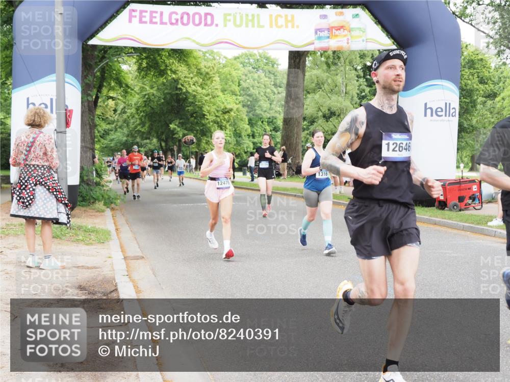 29.06.2025 - hella hamburg halbmarathon MichiJ http://msf.ph/oto/8240391 29.06.2025 10:50:27 Zwischen KM18-KM19 1316, 3919, 12008, 12475, 12646, 15698, 16688, 17437, 17895 meine-sportfotos.de