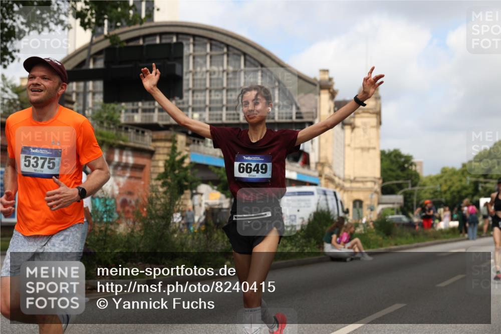 29.06.2025 - hella hamburg halbmarathon Yannick Fuchs http://msf.ph/oto/8240415 29.06.2025 10:34:51 20KM 1603, 1882, 2324, 2714, 2750, 2826, 4843, 4888, 5050, 5375, 5409, 5508, 5745, 5803, 5916, 6080, 6149, 6152, 6649, 7109, 7495, 7622, 8370, 8465, 8467, 8574, 9294, 10900, 10968, 11731, 12088, 12540, 12704, 12865, 13029, 13667, 14924, 15015, 15424, 15542, 15813, 16580, 16761, 17245, 18614, 18979 meine-sportfotos.de