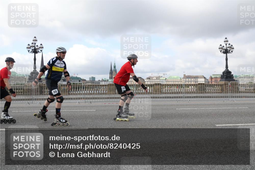 29.06.2025 - hella hamburg halbmarathon Lena Gebhardt http://msf.ph/oto/8240425 29.06.2025 09:02:12 Lombardsbrücke  meine-sportfotos.de