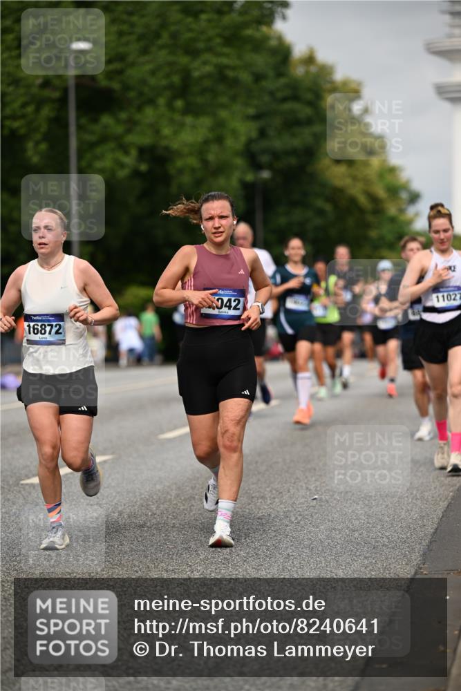 29.06.2025 - hella hamburg halbmarathon Dr. Thomas Lammeyer http://msf.ph/oto/8240641 29.06.2025 10:14:02 Kennedybrücke 1483, 1513, 1573, 1838, 3921, 4389, 5511, 7042, 7250, 7333, 7685, 8090, 8219, 8890, 9366, 9674, 9681, 9816, 9988, 10036, 11027, 11180 meine-sportfotos.de