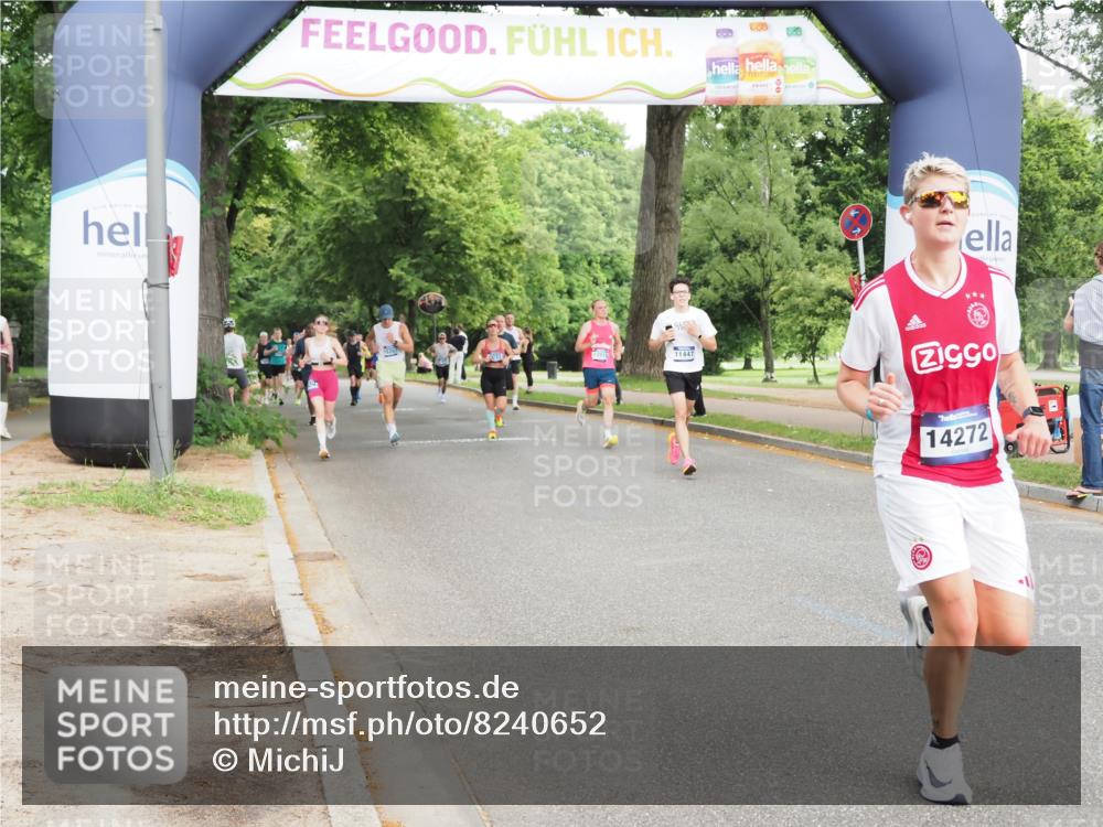 29.06.2025 - hella hamburg halbmarathon MichiJ http://msf.ph/oto/8240652 29.06.2025 10:27:40 Zwischen KM18-KM19 3136, 4359, 6682, 8091, 9264, 10218, 13137, 14272, 18188 meine-sportfotos.de